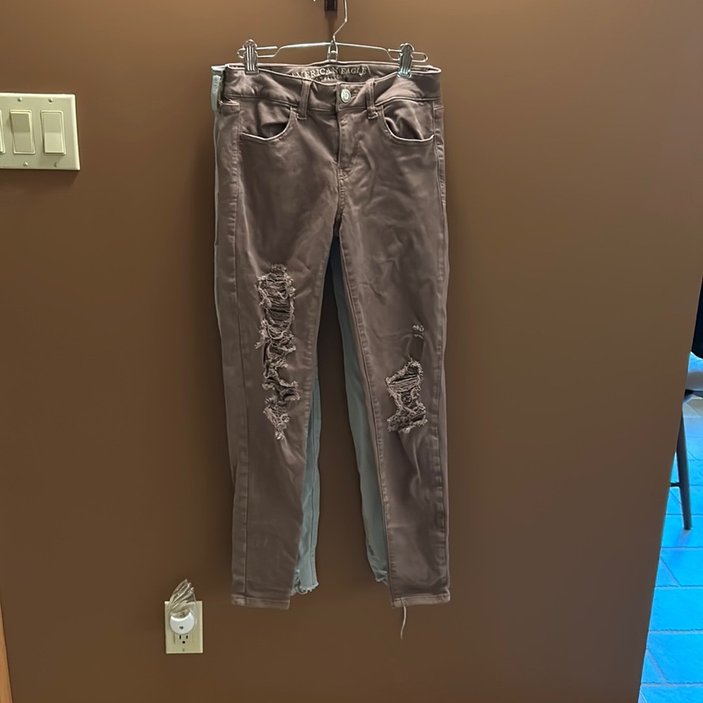 (Sorry abt wrinkles I will iron it)——American eagle jeans women’s 4